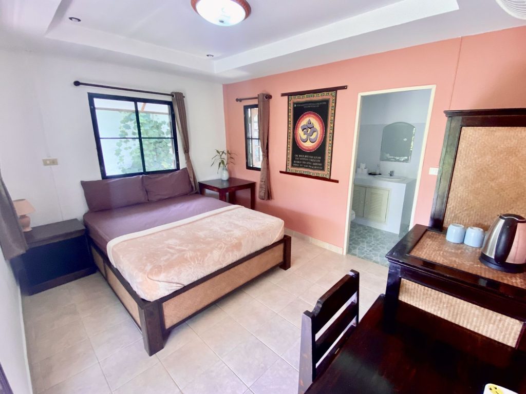 Accomodation 4 Elevated-Balcony